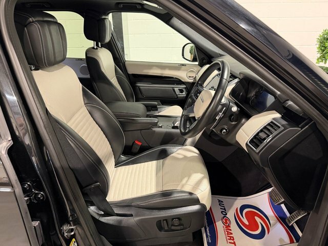 Land Rover Discovery .0 D300 Mhev R-dynamic Hse Suv 4Wd Black #2
