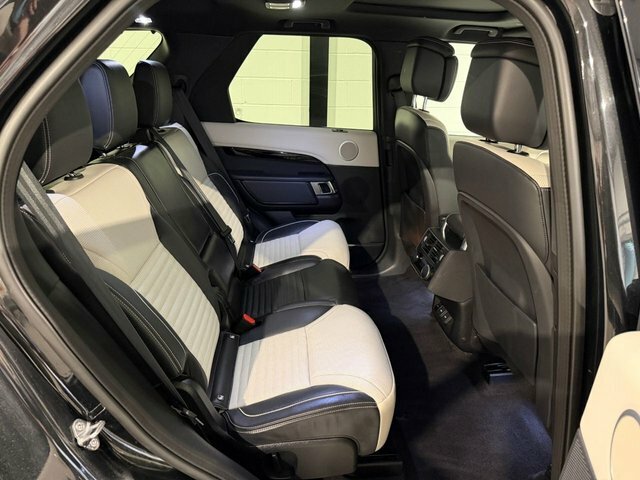 Land Rover Discovery .0 D300 Mhev R-dynamic Hse Suv 4Wd Black #3