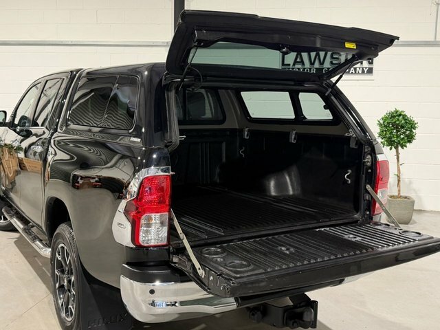 Toyota HILUX 2.4 D-4d Active 2016 White #36