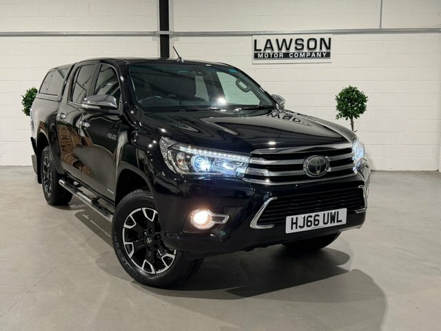 Toyota HILUX 2.4 D-4d Active 2016 White #39