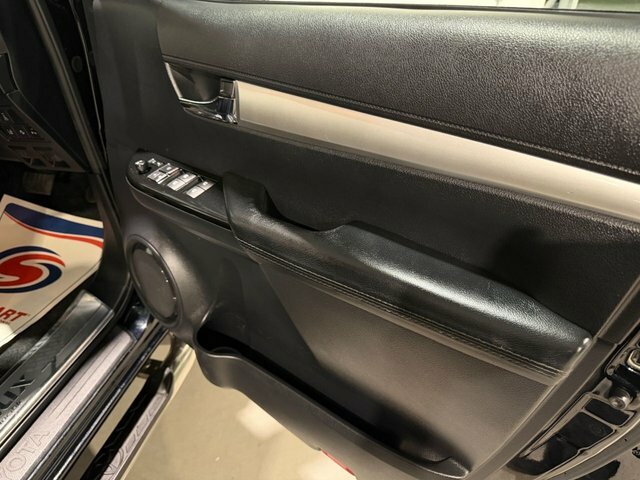 Toyota HILUX 2.4 D-4d Active 2016 White #41