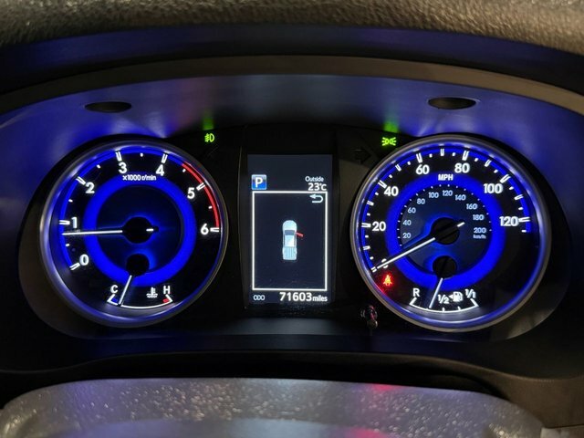 Toyota HILUX 2.4 D-4d Active 2016 White #29
