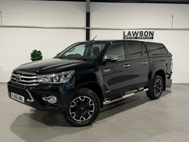Toyota HILUX 2.4 D-4d Active 2016 White #32