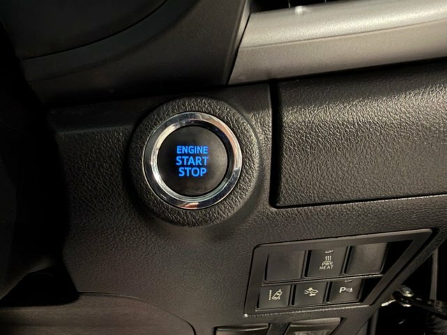 Toyota HILUX 2.4 D-4d Active 2016 White #28