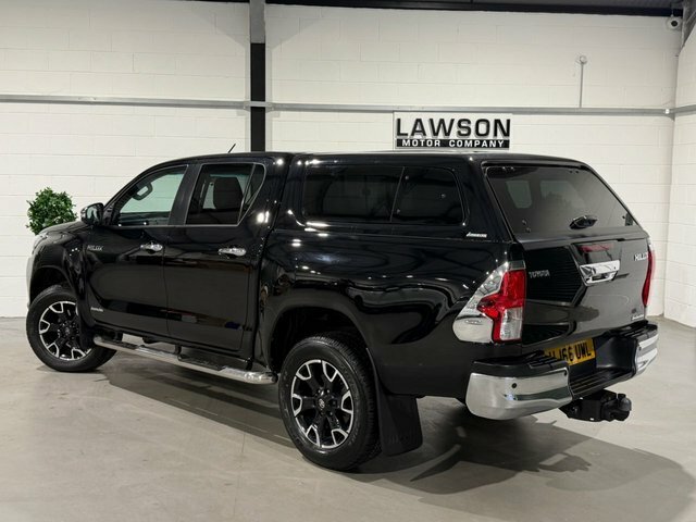 Toyota HILUX 2.4 D-4d Active 2016 White #24