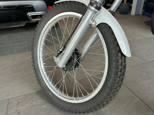 Suzuki  K2 Petrol Manual White #4