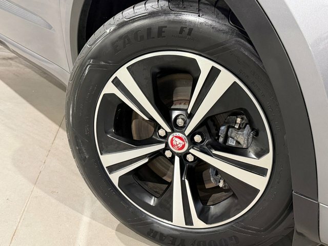 Jaguar E-Pace E-pace 2.0 D200 R-dynamic Se Grey #13