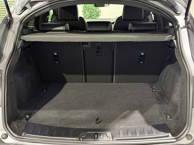 Jaguar E-Pace E-pace 2.0 D200 R-dynamic Se Grey #56