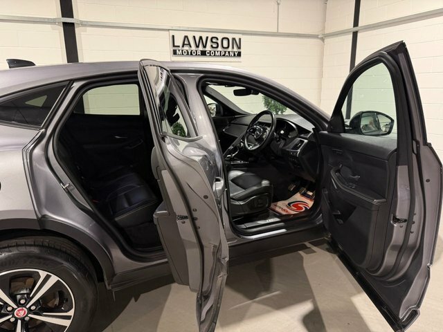 Jaguar E-Pace E-pace 2.0 D200 R-dynamic Se Grey #47