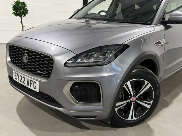 Jaguar E-Pace E-pace 2.0 D200 R-dynamic Se Grey #57