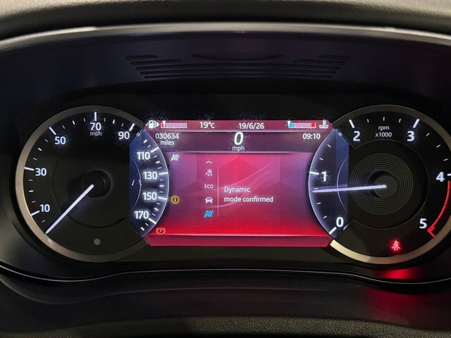 Jaguar E-Pace E-pace 2.0 D200 R-dynamic Se Grey #38
