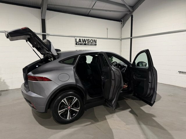 Jaguar E-Pace E-pace 2.0 D200 R-dynamic Se Grey #46