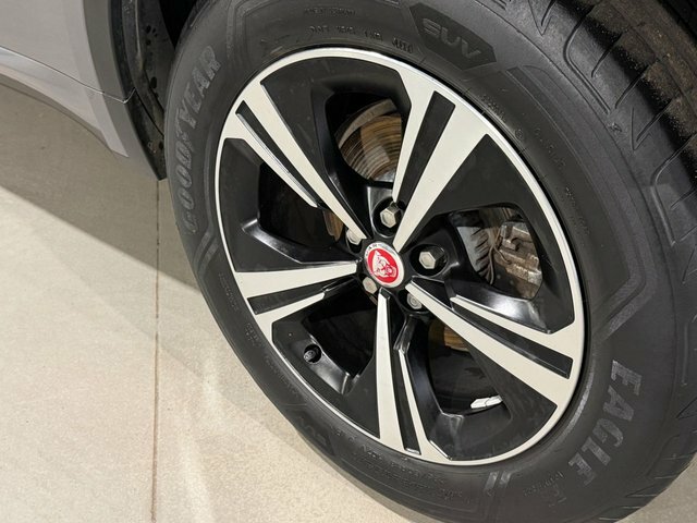Jaguar E-Pace E-pace 2.0 D200 R-dynamic Se Grey #59