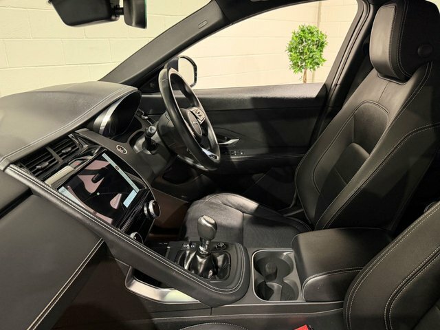 Jaguar E-Pace E-pace 2.0 D200 R-dynamic Se Grey #68