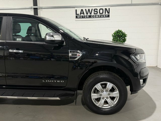 Ford Ranger Wildtrak White #46