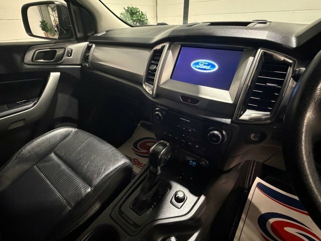 Ford Ranger Wildtrak White #19