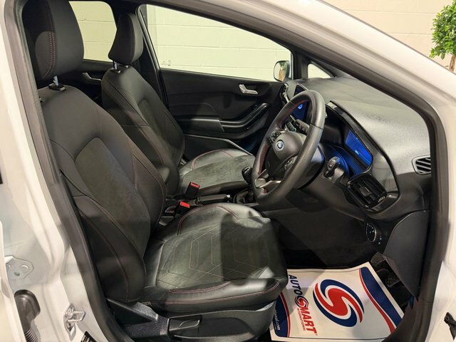 Ford Fiesta 1.0T Ecoboost Mhev St-line X Edition Hatchback White #2