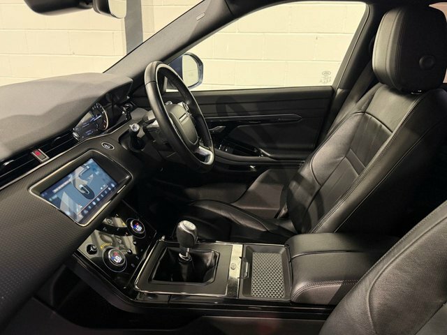 Land Rover Range Rover Evoque 2.0 D150 R-dynamic Black #58