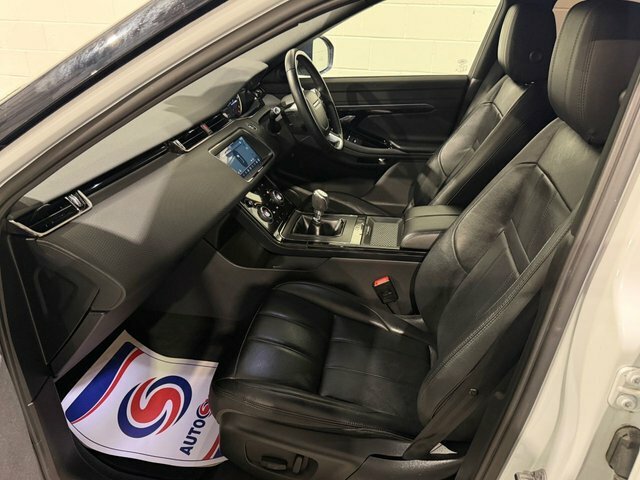 Land Rover Range Rover Evoque 2.0 D150 R-dynamic Black #55