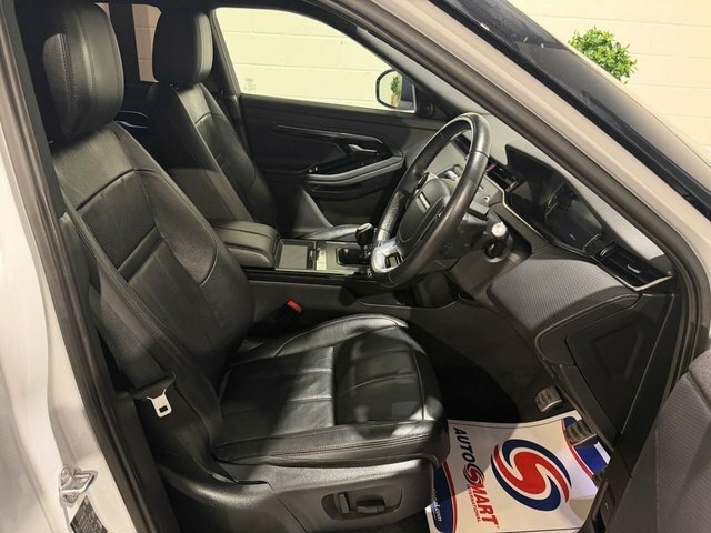 Land Rover Range Rover Evoque 2.0 D150 R-dynamic Black #31