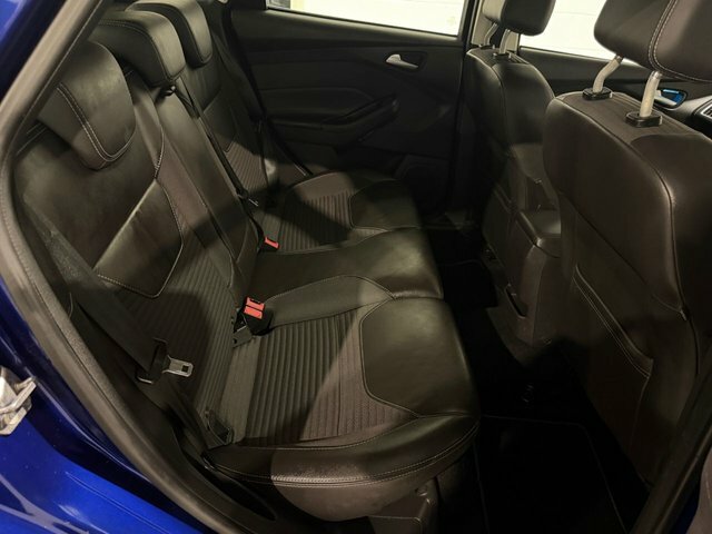 Ford Focus 1.0T Ecoboost Titanium X Hatchback Manu Blue #3