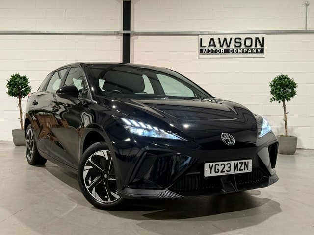 MG MG4 64Kwh Se Long Range Hatchback 2 Black #2