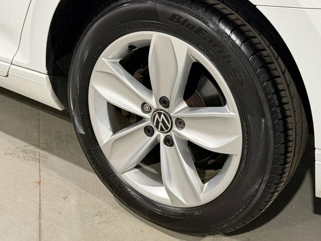 Volkswagen Passat Tdi Sel Estate Black #50