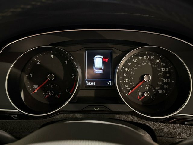 Volkswagen Passat Tdi Sel Estate Black #25