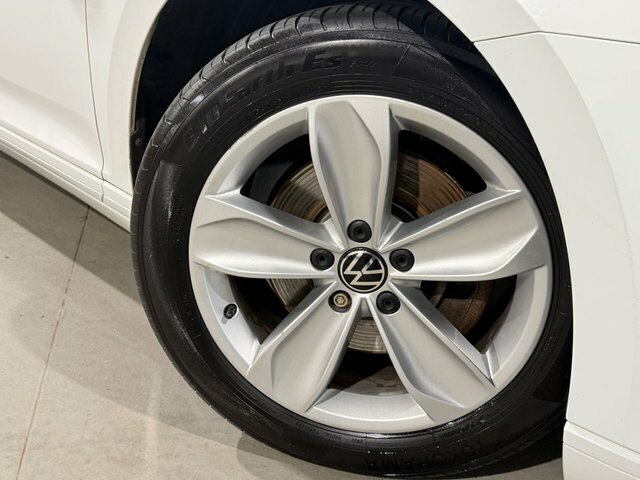 Volkswagen Passat Tdi Sel Estate Black #8