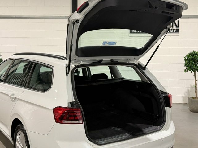 Volkswagen Passat Tdi Sel Estate Black #31