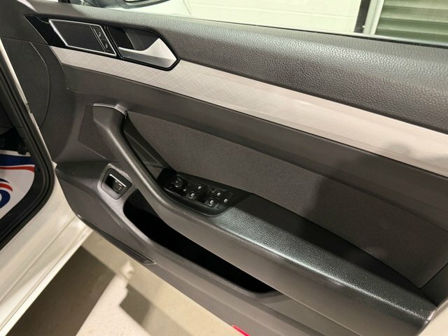 Volkswagen Passat Tdi Sel Estate Black #38