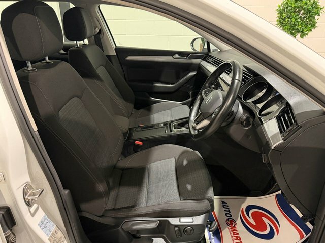 Volkswagen Passat 2.0 Tdi Evo Se Nav Estate Dsg Euro 6 S White #2