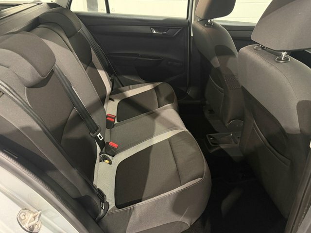 Skoda Fabia 1.4 Tdi Se Estate Euro 6 S S Silver #3
