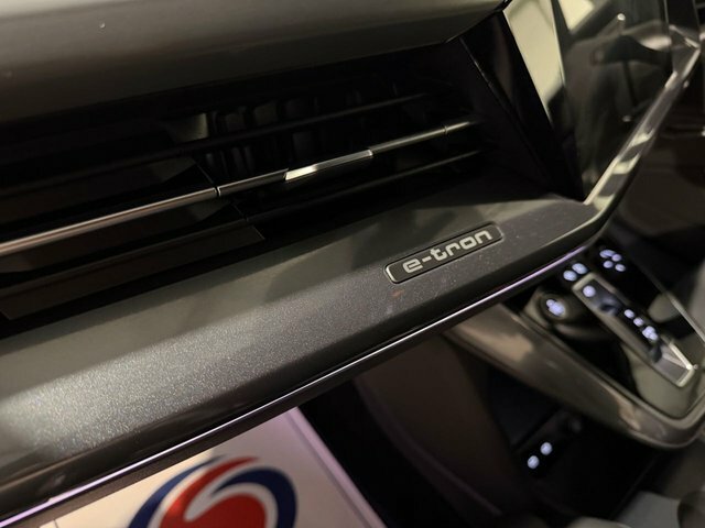 Audi Q4 E Tron Black Black #72
