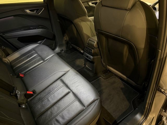 Audi Q4 E Tron Black Black #14