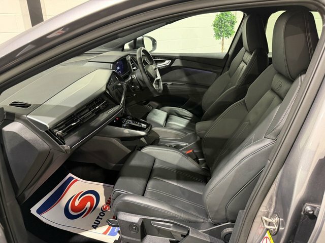 Audi Q4 E Tron Black Black #70