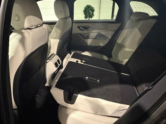Land Rover Range Rover Velar Velar 2.0 D200 Edition Black #67