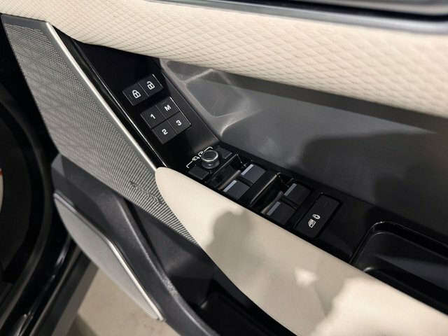 Land Rover Range Rover Velar Velar 2.0 D200 Edition Black #51