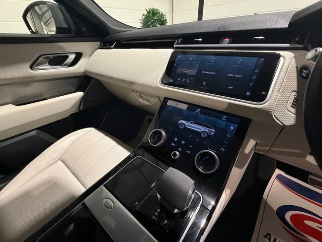 Land Rover Range Rover Velar Velar 2.0 D200 Edition Black #18