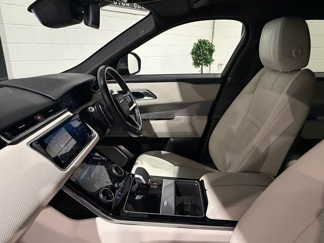 Land Rover Range Rover Velar Velar 2.0 D200 Edition Black #64