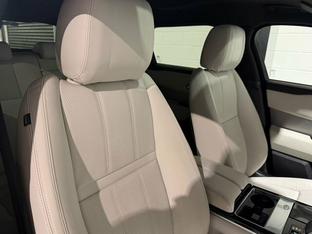 Land Rover Range Rover Velar Velar 2.0 D200 Edition Black #15