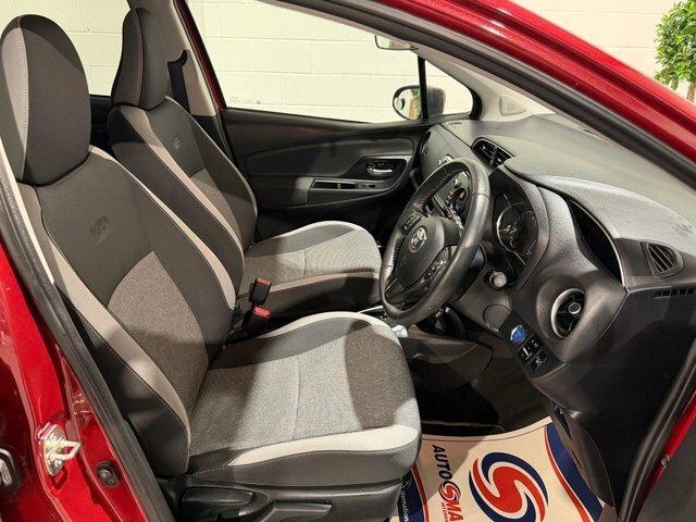 Toyota Yaris 1.5 Vvt-h Y20 Bi-tone Hatchback Hybrid Red #2