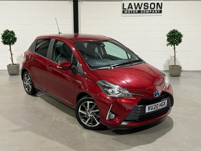 Toyota Yaris Dynamic White #21
