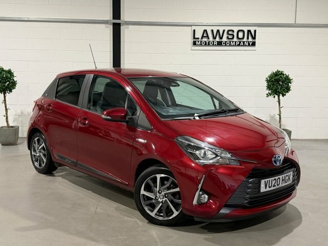 Toyota Yaris Dynamic White #31