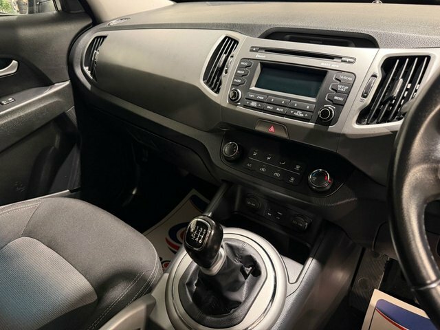 Kia Sportage  Silver #9