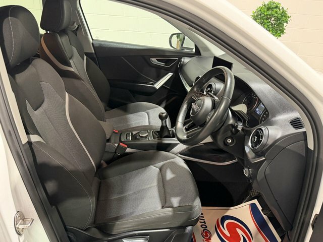 Audi Q2 1.0 Tfsi Sport Suv Euro 6 S S White #2
