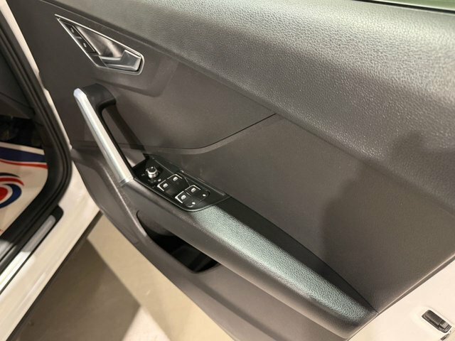 Audi Q2 Tfsi Sport 148 Black #42