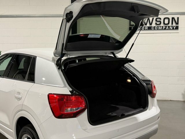 Audi Q2 Tfsi Sport 148 Black #37