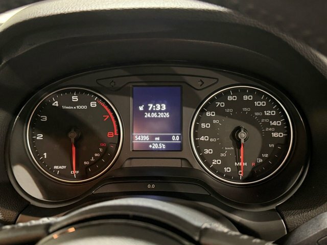 Audi Q2 Tfsi Sport 148 Black #24