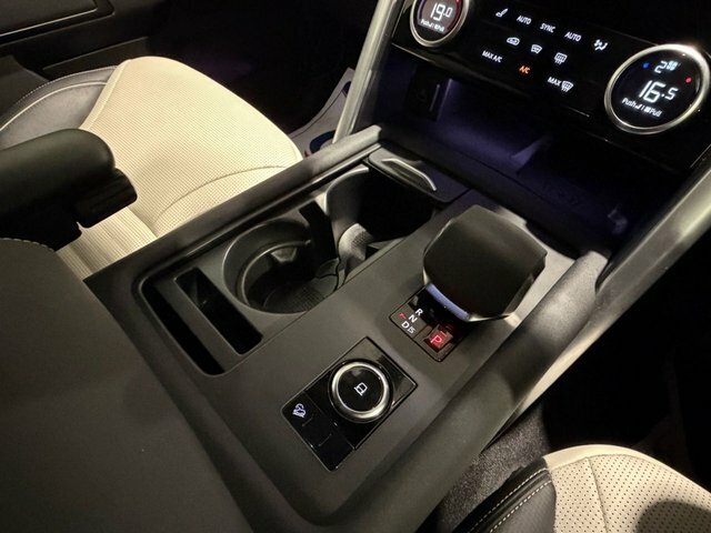 Land Rover Discovery 3.0 D300 Metropolitan Edition Grey #39